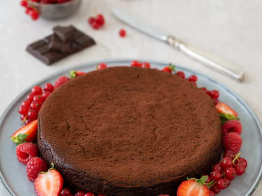 Torta al cioccolato fondente senza farina Torta al cioccolato fondente senza farina