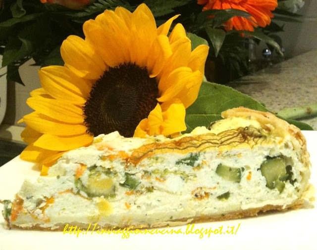 Torta rustica con zucchine novelle e i loro fiori