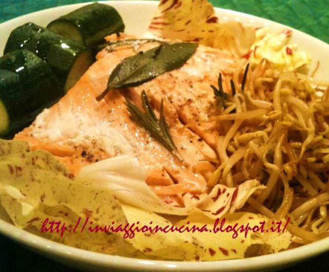Filetto di salmone con contorno