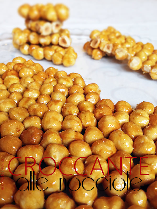 Croccante alle nocciole a pezzi