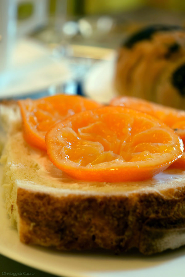 Pane con clementine caramellate