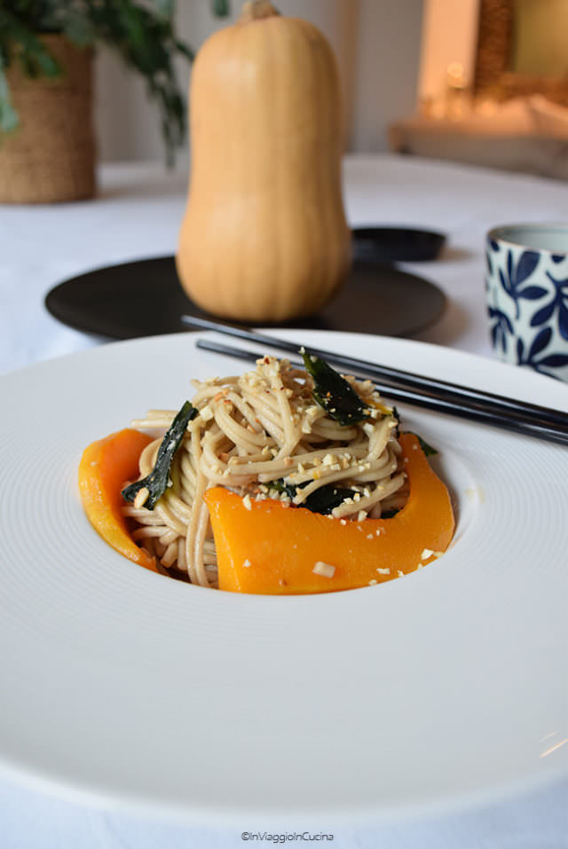 Yakisoba con zucca butternut Yakisoba con zucca butternut