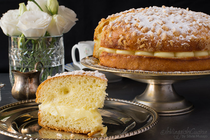 Tarte Tropeziénne's slice