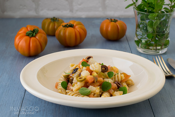 Pasta salad with codfish