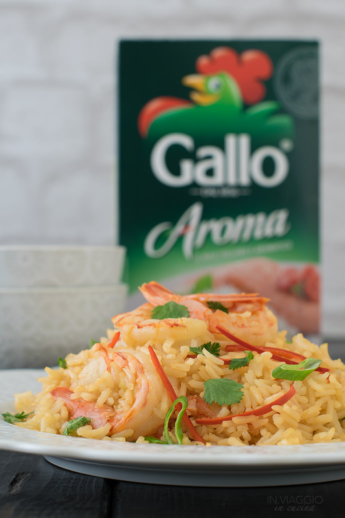 Riso saltato con gamberi e citronella