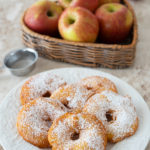 Apple fritters Apple fritters