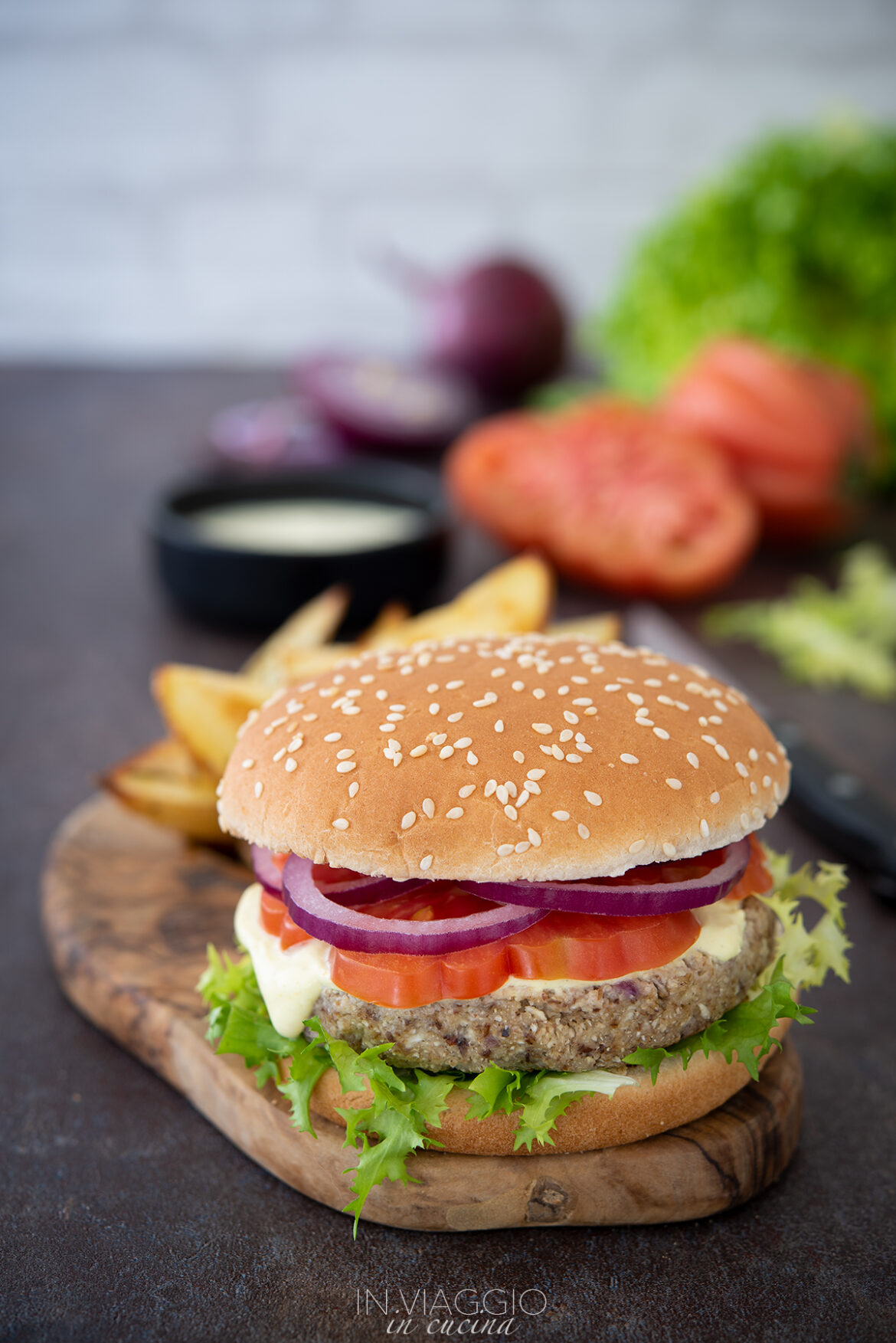Panino vegano con burger di cavolfiore